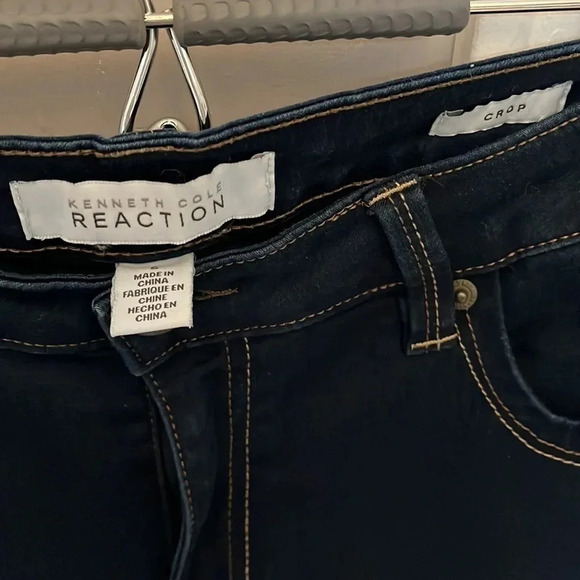KENNETH COLE Dark Wash Stretch Crop Denim Jeans, Size 6 - Picture 7 of 10